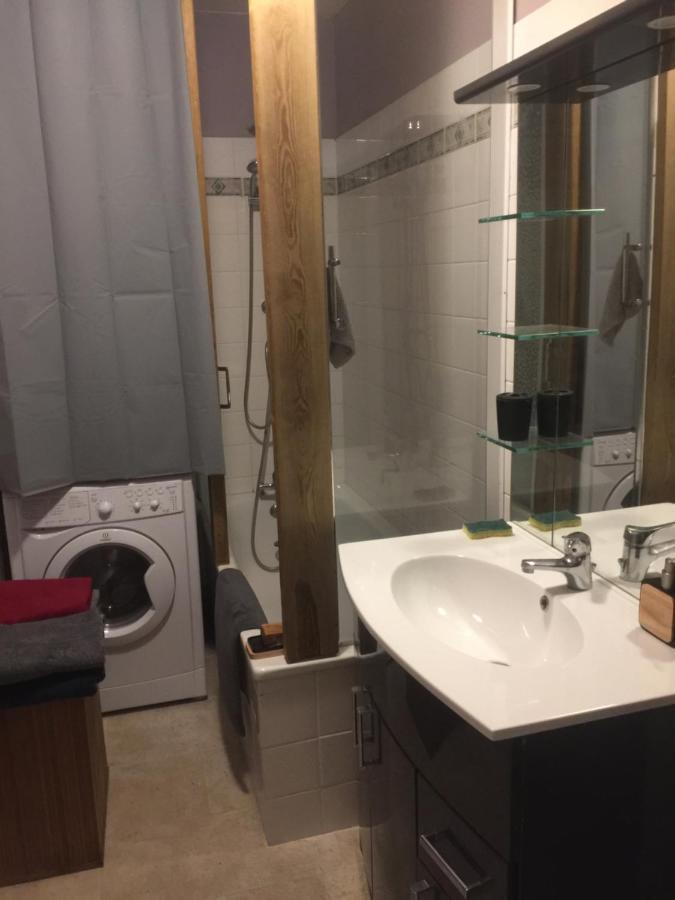 Agreable, Touche Exotique Apartment Carcassonne Bagian luar foto